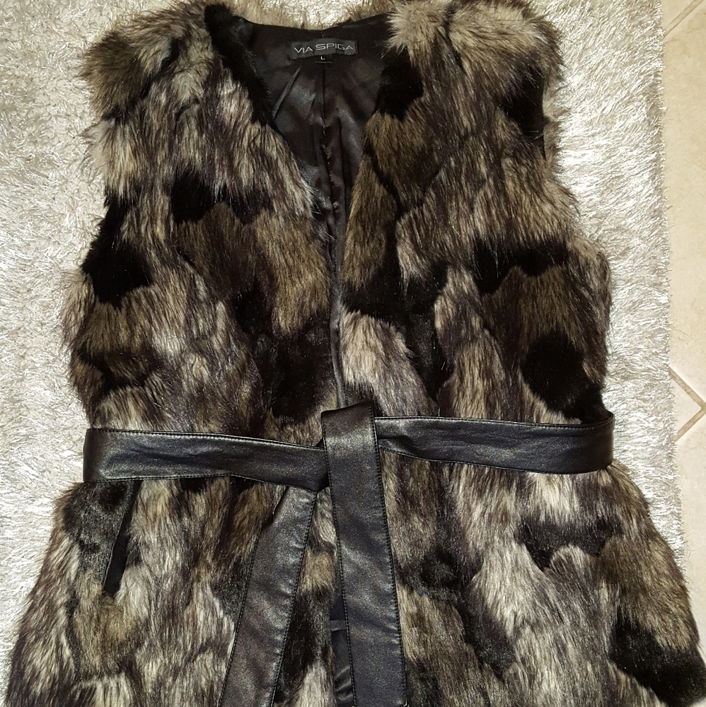 Faux fur vest